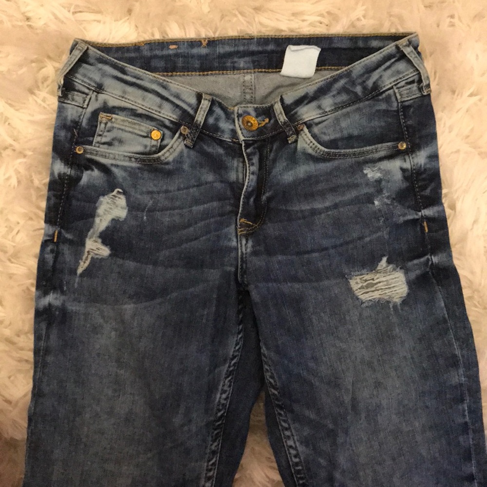 H&M super skinny low waist jeans with rips